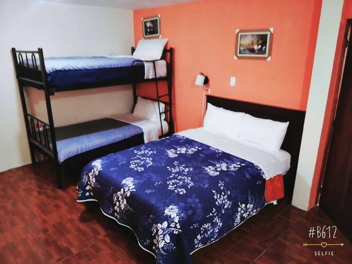 Hostal Mariscal Sucre Табабела Екстериор снимка